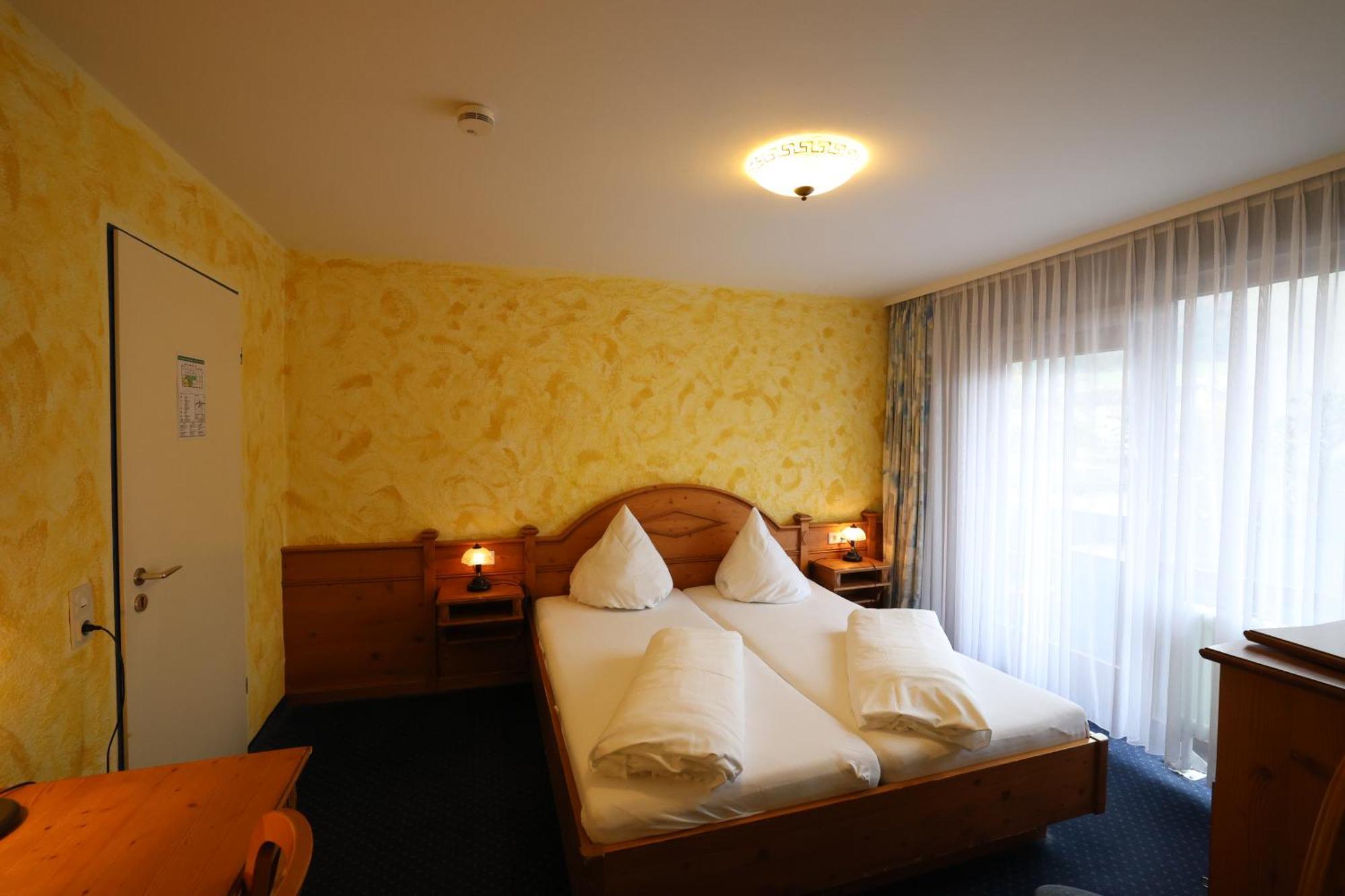 Hotel-Gasthof Hirschen Blumberg Luaran gambar